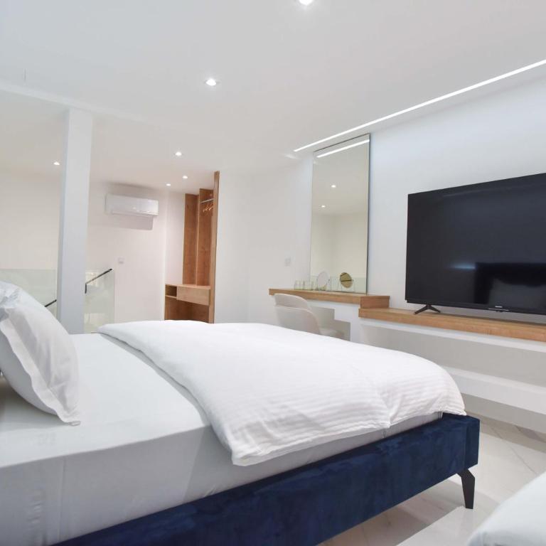 Misisuone Apartments Budva - Deluks Dvokrevetni Studio sa Bračnim Krevetom - 8