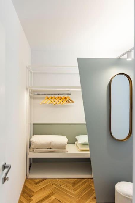 Home4holidays San Carlo - One-Bedroom Apartment - 12