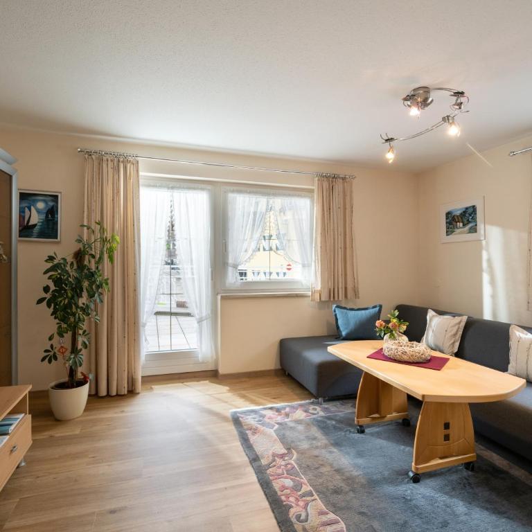 Haus Eberharter - Apartment mit 2 Schlafzimmern und Terrasse - 3