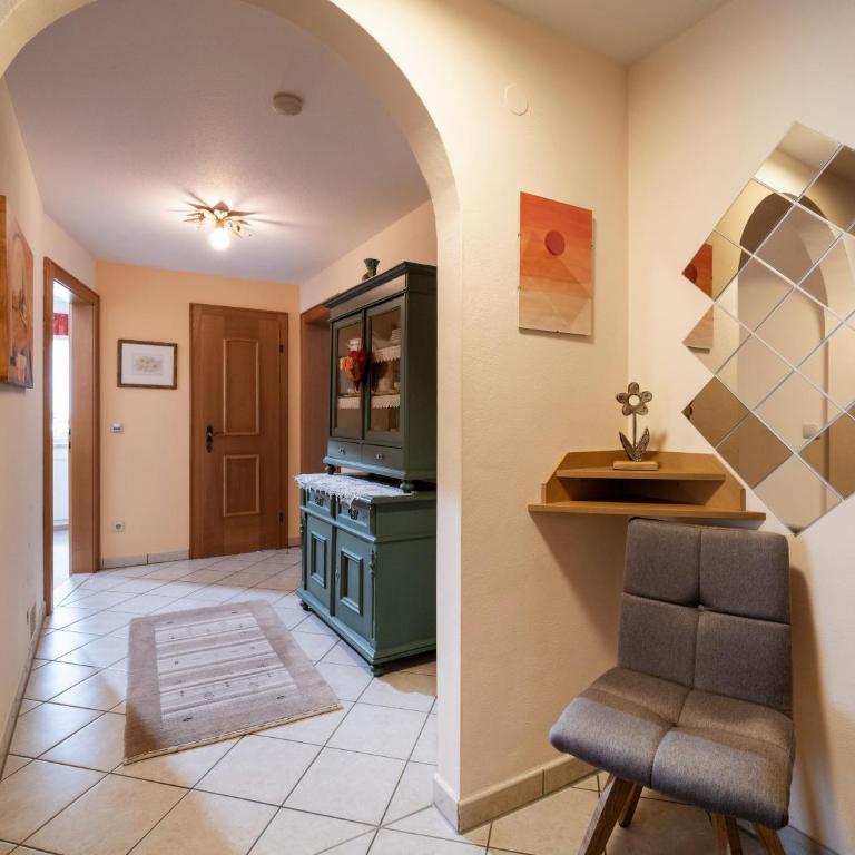 Haus Eberharter - Apartment mit 2 Schlafzimmern und Terrasse - 12