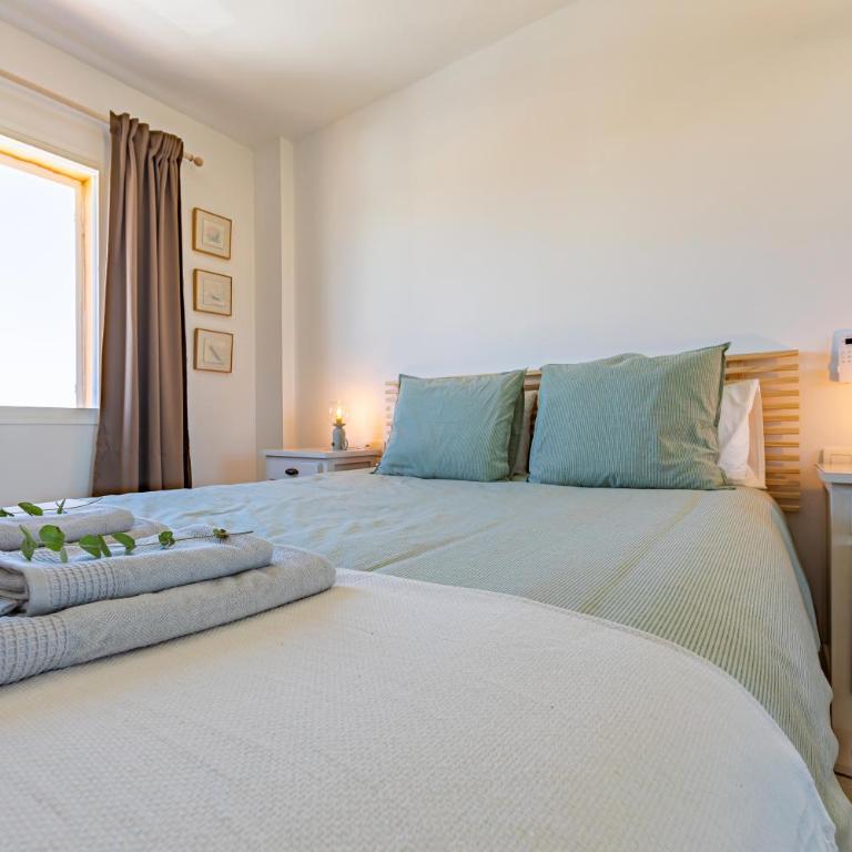 Beachfront, pool, terrace & WIFI - Apartamento de 2 dormitorios - 33