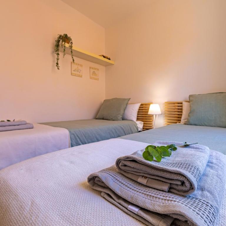 Beachfront, pool, terrace & WIFI - Apartamento de 2 dormitorios - 21