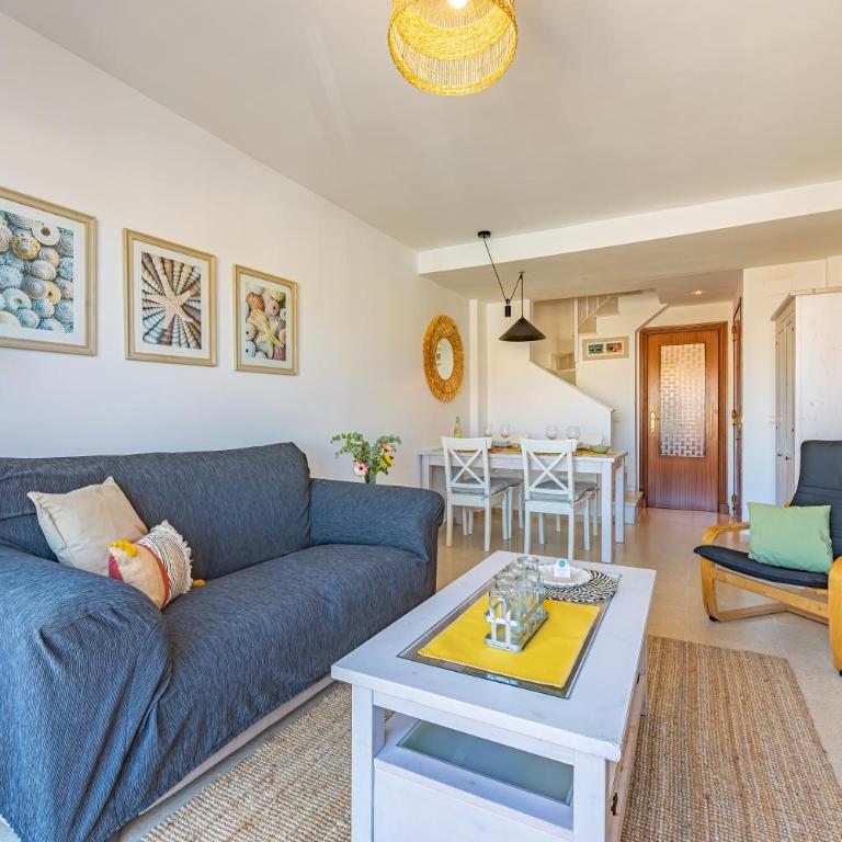 Beachfront, pool, terrace & WIFI - Apartamento de 2 dormitorios - 6