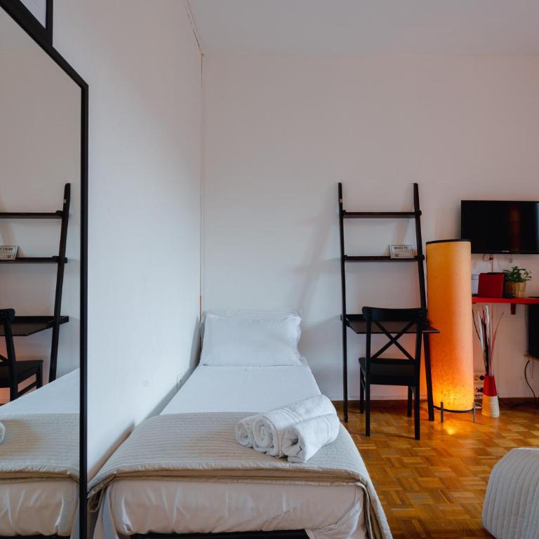 B&B Elegance - Camera Tripla con Bagno Privato - 19