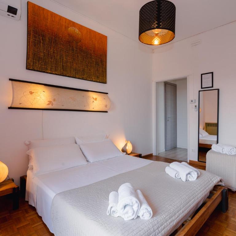 B&B Elegance - Camera Tripla con Bagno Privato - 16