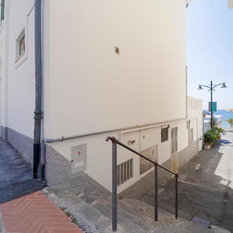 GuestHost - Bordighera Seaside Roomy Apartment - Appartement 2 Chambres - 26
