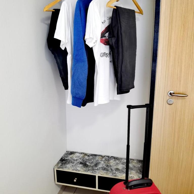 HOSTAL RIGAU - Habitación Triple Básica - 4