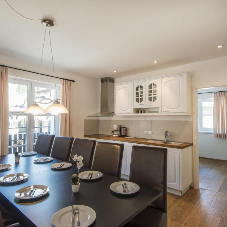 Haus Wasmer by AlpenTravel - Apartment mit 4 Schlafzimmern und einem Balkon - 4