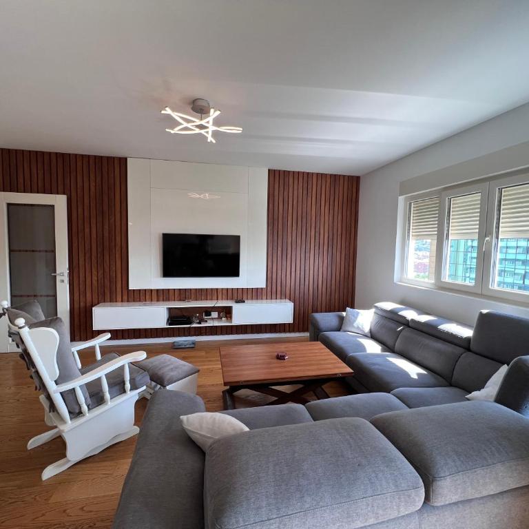 White Homes 37 • Central Point - Apartman sa 2 Spavaće Sobe i Balkonom - 2