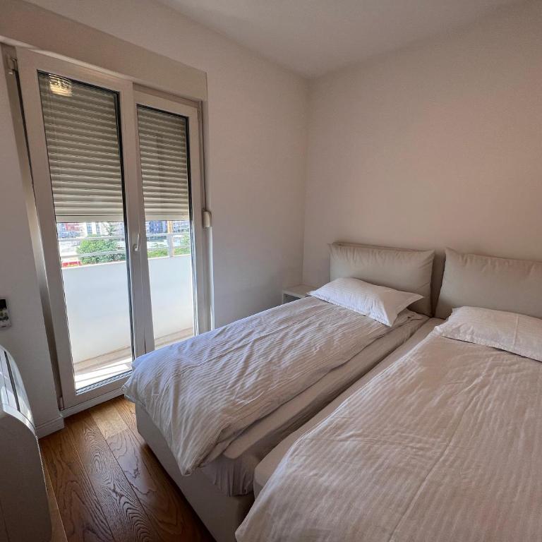 White Homes 37 • Central Point - Apartman sa 2 Spavaće Sobe i Balkonom - 11