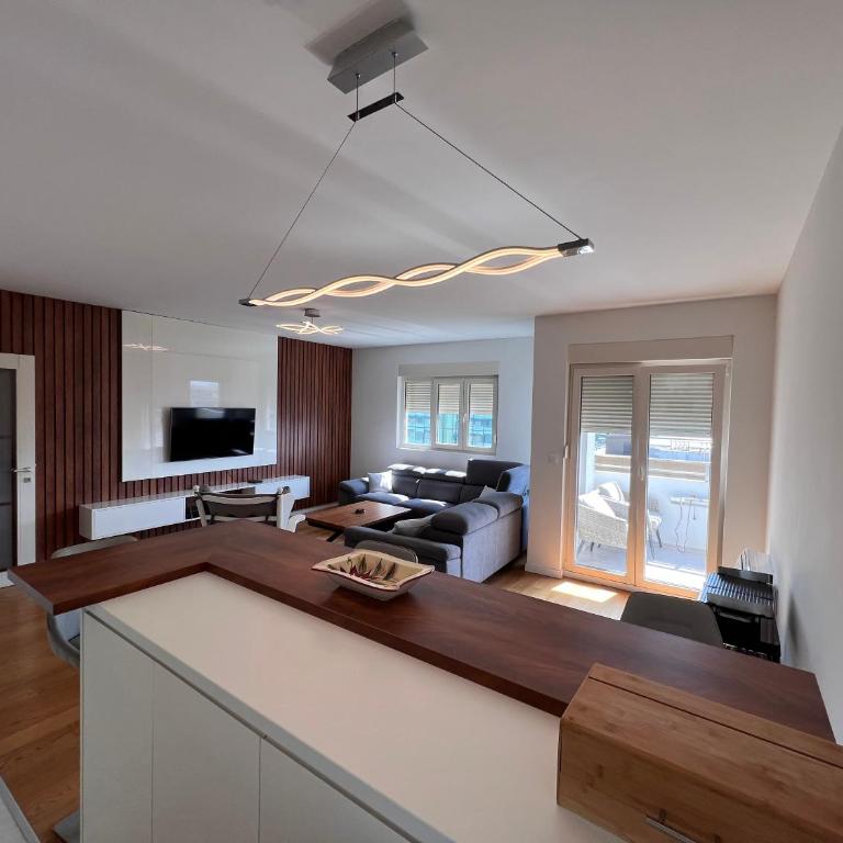 White Homes 37 • Central Point - Apartman sa 2 Spavaće Sobe i Balkonom - 1