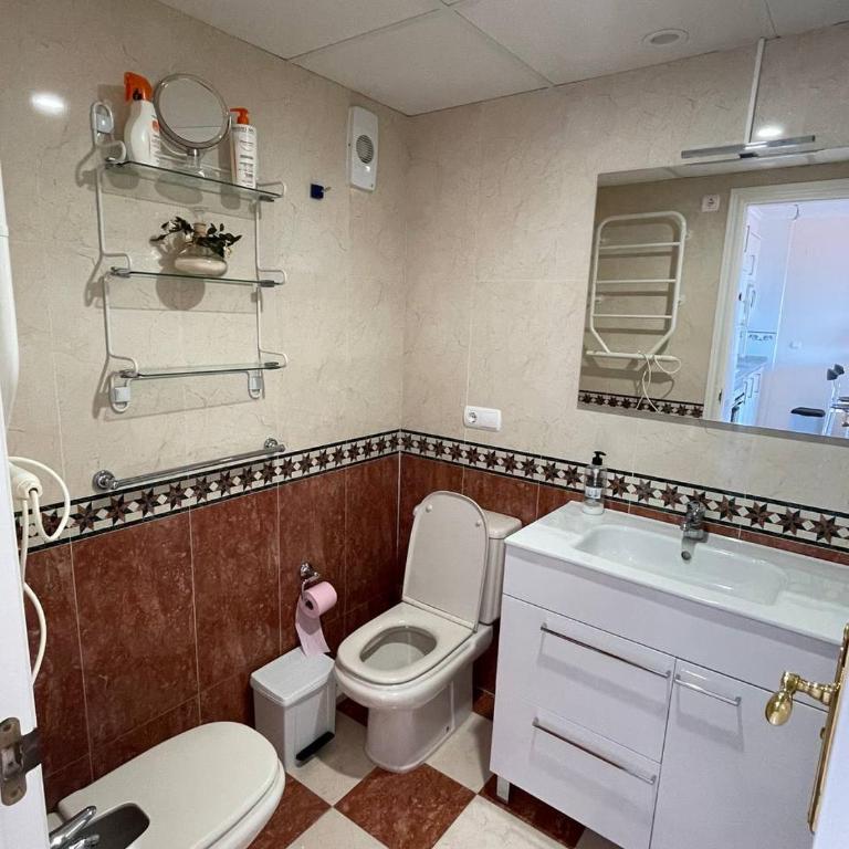 Playa de Oro con Parking - Apartamento de 1 dormitorio - 9