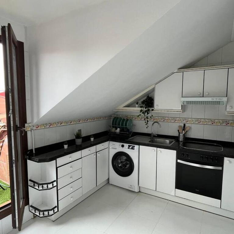 Apartamento El Fontán, parking gratuito - Apartamento de 3 dormitorios - 7