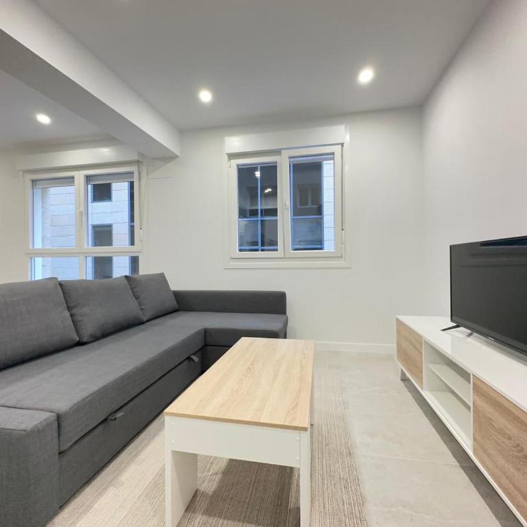 1 Piso 2 habitaciones centro al lado de Príncipe - HomeyGalicia - Apartamento de 2 dormitorios - 3