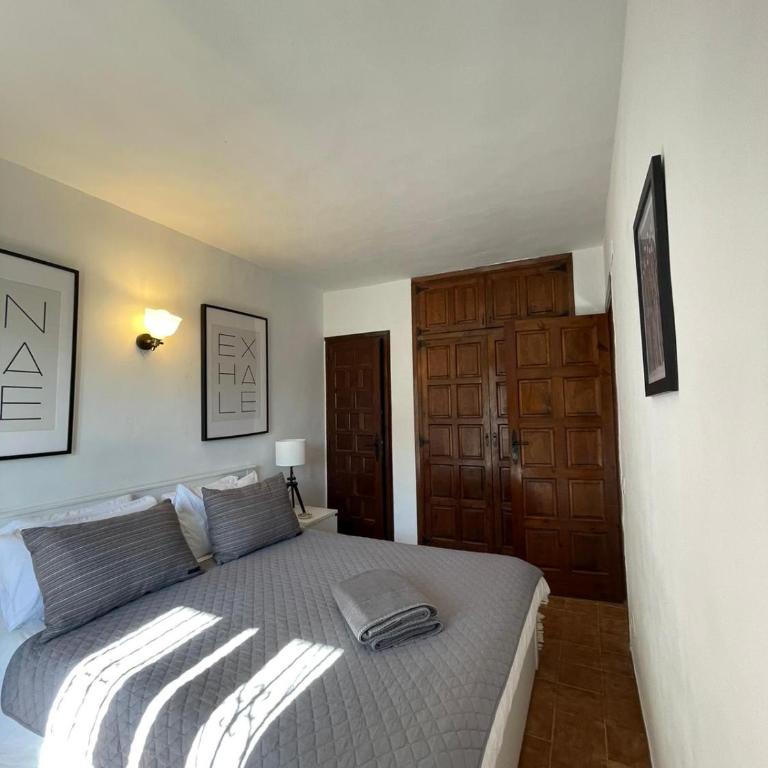 Beautiful Town House, Morairia - Three-Bedroom Villa - 5