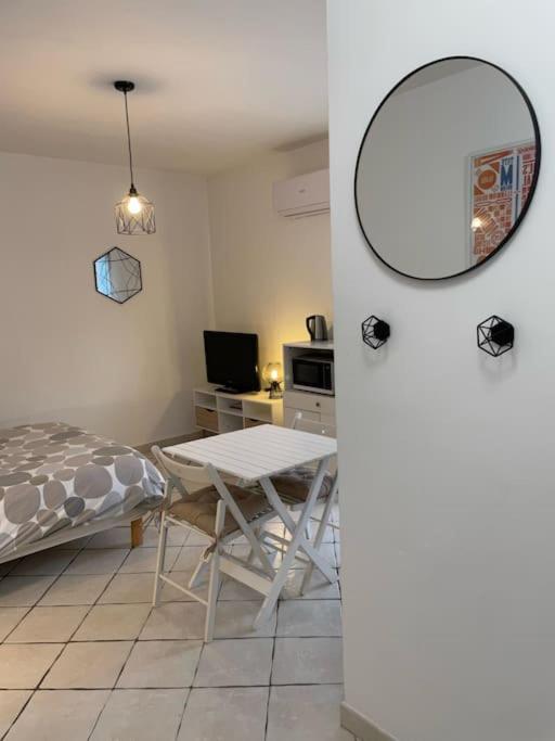 T1 Centre ville Carré d'or proche plage - Appartement 1 Chambre - 12
