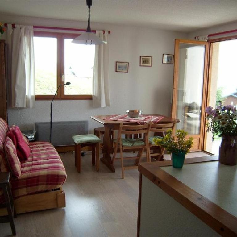 Appartement 3 pièces, terrasse Sud-Ouest, à 100m des pistes, 6 couchages, village à 500m, garage inclus - Appartement 2 Chambres - 3