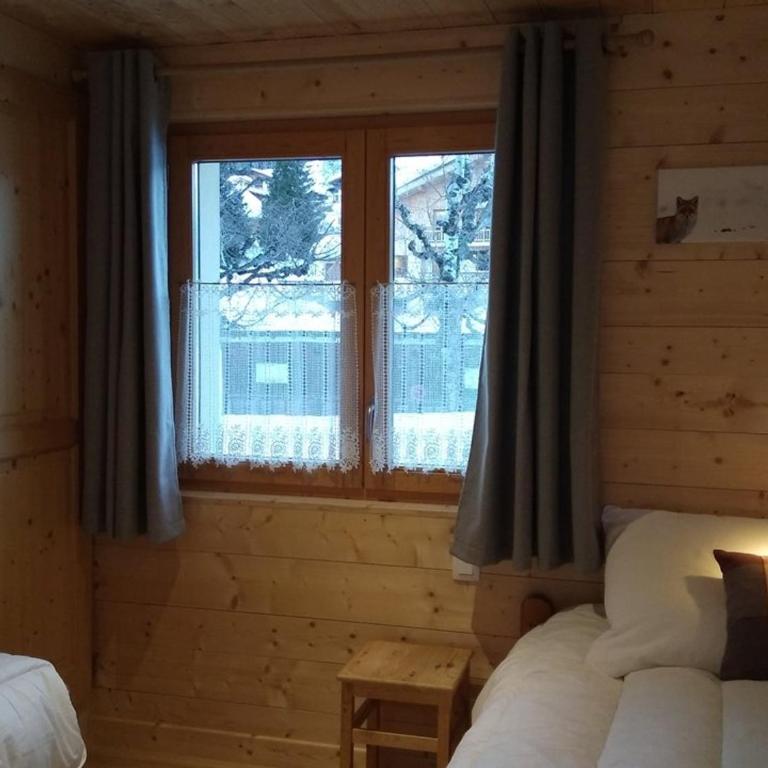 Appartement 6 pers, 3 ch, centre village, avec WIFI et poêle à granules - Three-Bedroom Apartment - 7