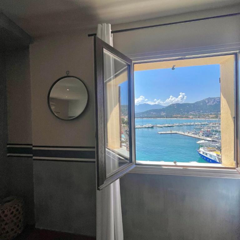 Appartement vue mer Christophe Colomb 140m2 - Two-Bedroom Apartment with Sea View and terrace - 12