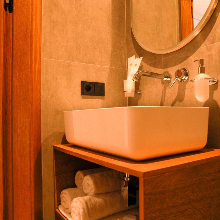 Apart-hotel Dream - Habitación Doble con baño - 2 camas - 15