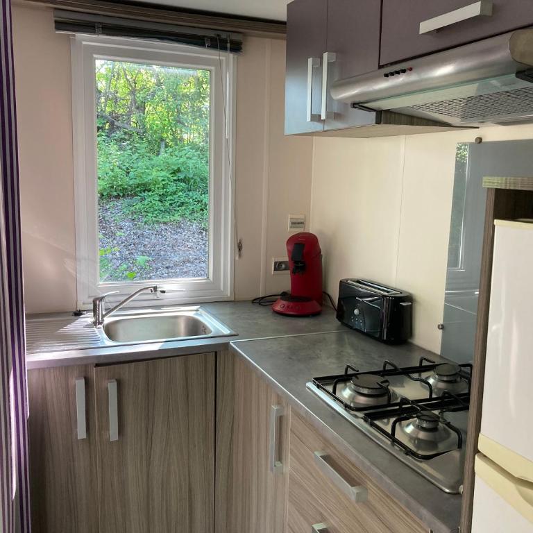 Camping Les Grillons - Mobile Home - 1