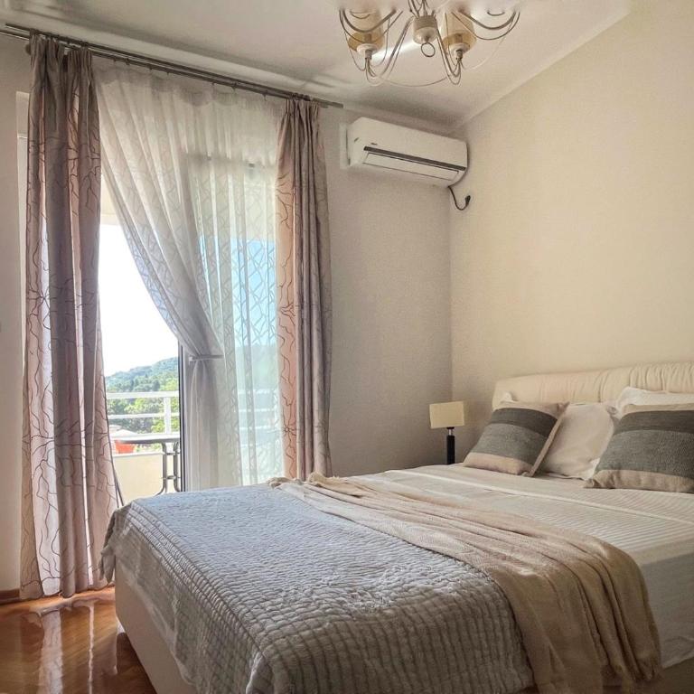 Lana apartment Petrovac - Three-Bedroom Apartment - 16