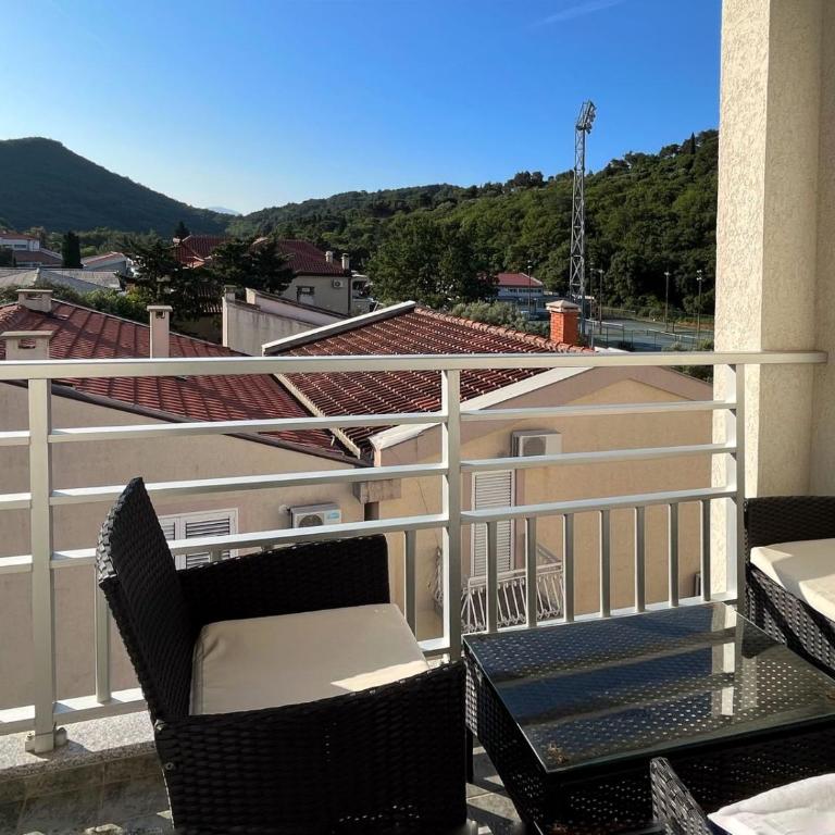 Lana apartment Petrovac - Three-Bedroom Apartment - 8