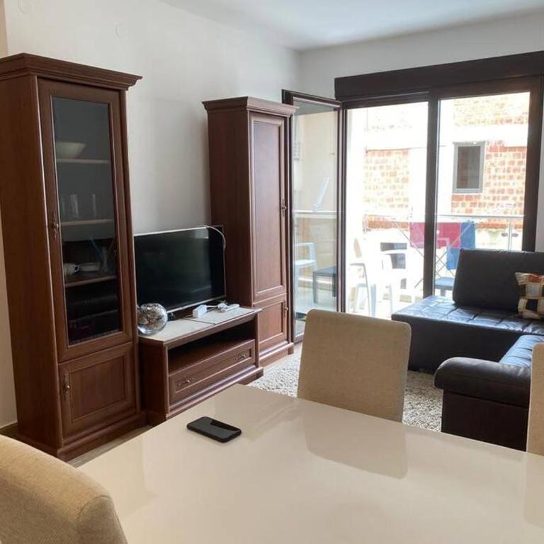 Apartment in Becici - One-Bedroom Apartment - 3