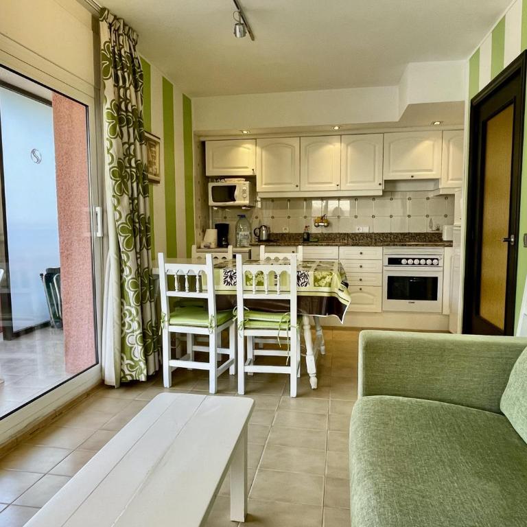 Salles Beach 9 - Apartment with Terrace - 12