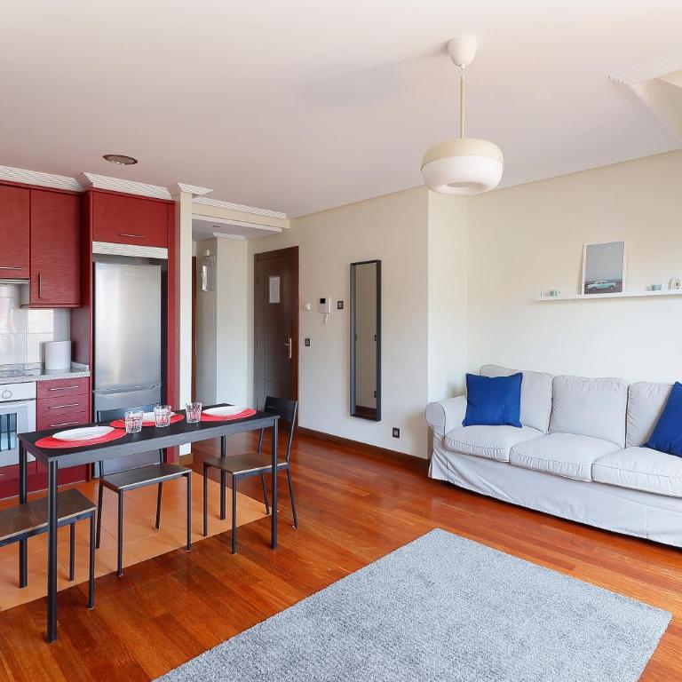 Ático con terraza, vistas al mar y parking en playa de S Lorenzo - Apartamento de 1 dormitorio - 7