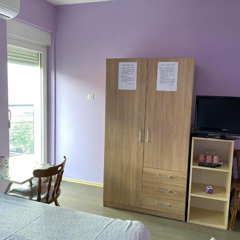Guest House Trajkovic Jagodina - Trokrevetna Soba sa Zajedničkim Kupatilom - 10