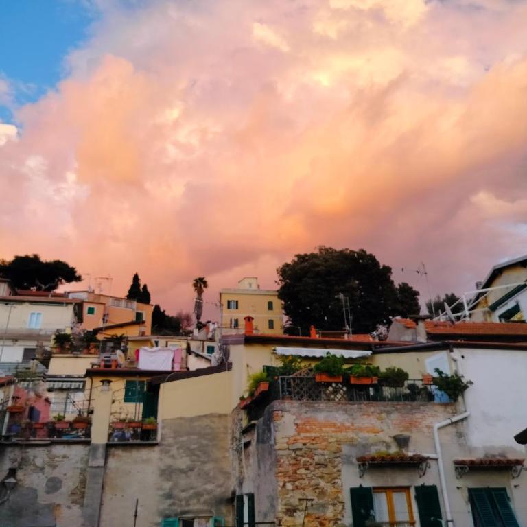 Attico romantico con terrazza Sanremo - Palm Street, 104 - Free WIFI - Appartamento con 1 Camera da Letto - 11