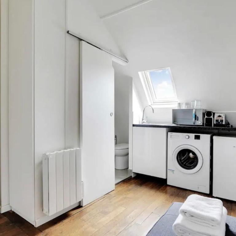 Amsterdam 12 - Charmant studio à Saint-Lazare - Appartement 1 Chambre - 11