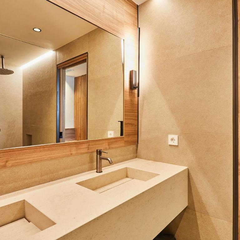 Silken Platja d'Aro - Habitación Doble Deluxe - 1 o 2 camas - 7