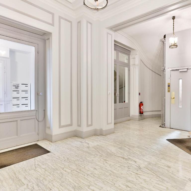 Appartement 140m2 proche des Champs Elysées - Apartamento de 3 dormitorios - 16