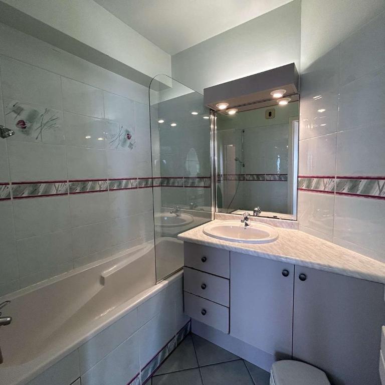 Appartement 2 pièces avec balcon, vue mer latérale - FR-1-224C-301 - Appartamento (4 Adulti) - 13