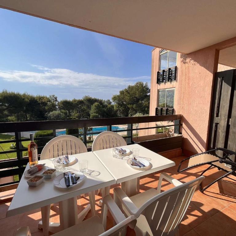 Studio climatisé avec piscine et parking à Saint-Aygulf - FR-1-226A-125 - Appartamento - 3