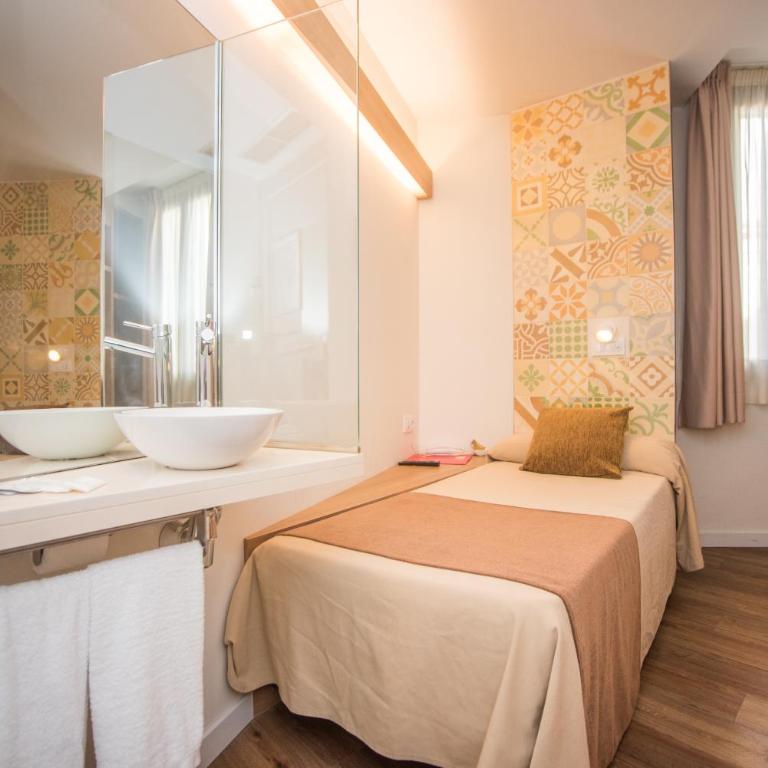 Hostal Marenostrum - Single Room - 21