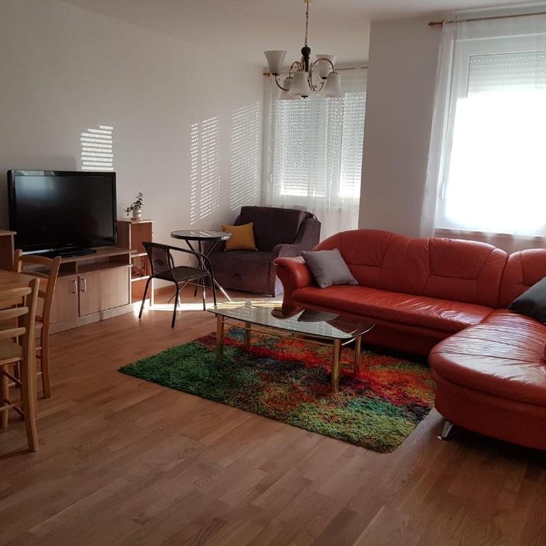 Aurora - One-Bedroom Apartment - 1