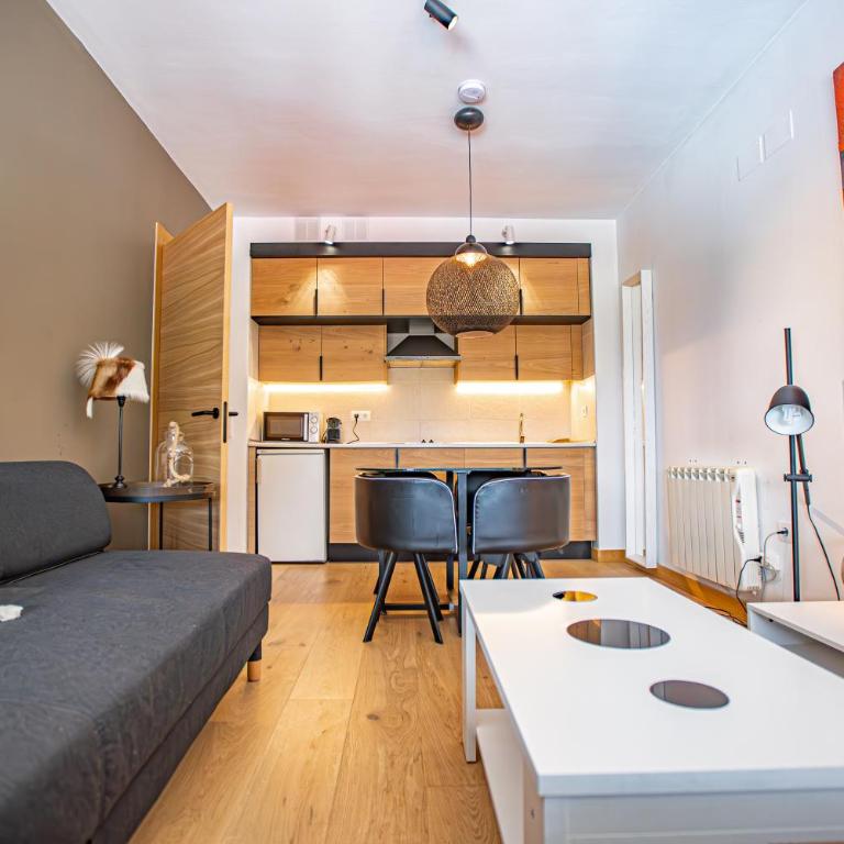 Holidays, Edificio Serraneu, Sierra Nevada 4 personas y Parking - Apartamento de 2 dormitorios - 10