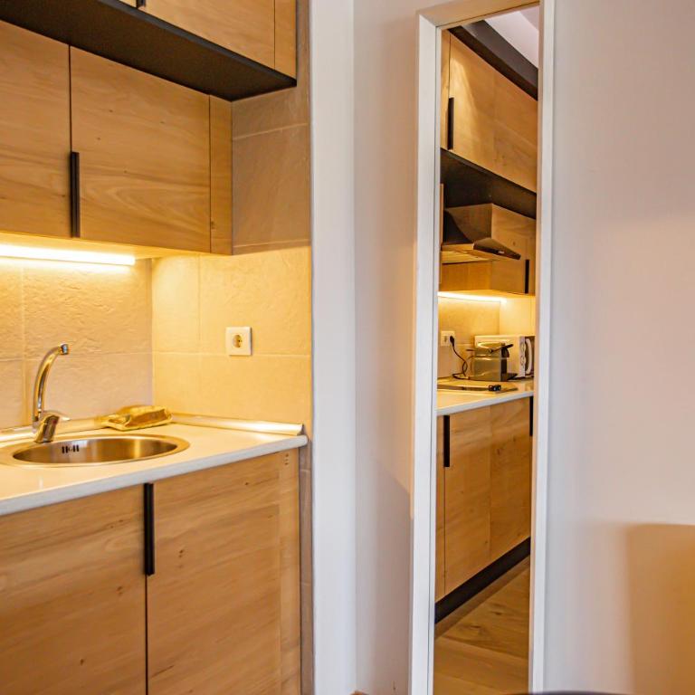 Holidays, Edificio Serraneu, Sierra Nevada 4 personas y Parking - Apartamento de 2 dormitorios - 17