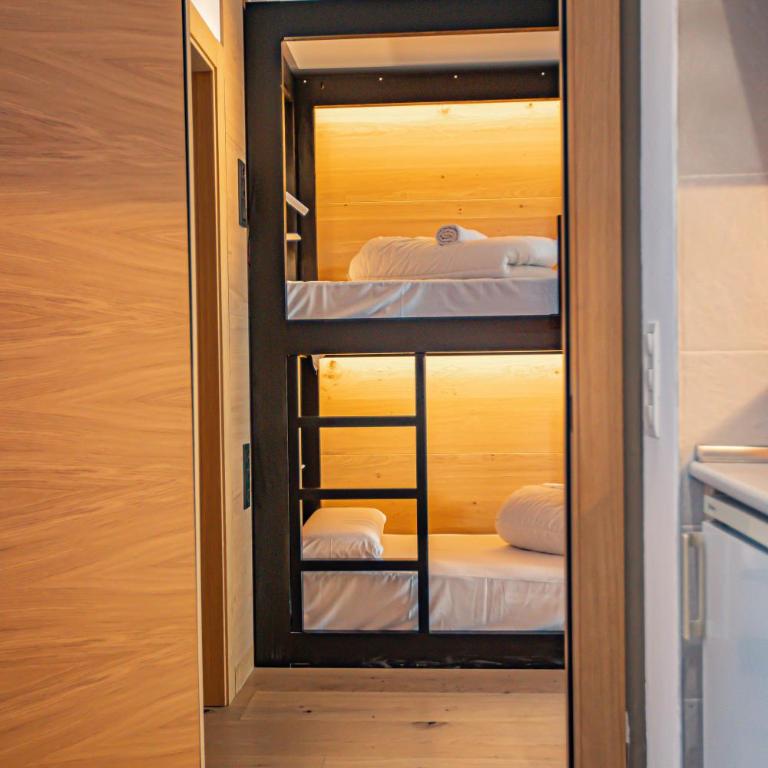 Holidays, Edificio Serraneu, Sierra Nevada 4 personas y Parking - Apartamento de 2 dormitorios - 18