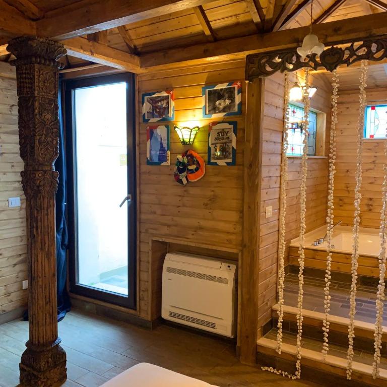 La Casa di Emanuella - Rooms & International Suites - Suite con Vasca Idromassaggio - 4