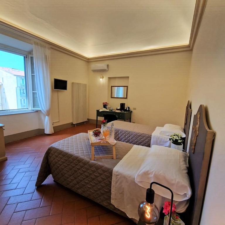 Palazzo Rosselmini - Camera Doppia con Letti Singoli - 1