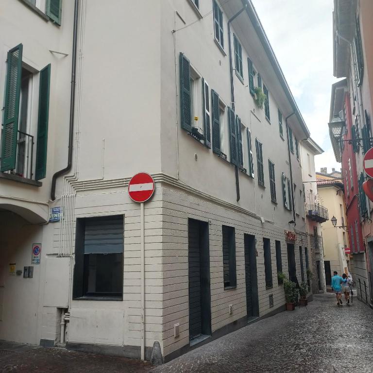 Appartamento centro Lecco - Appartamento con 1 Camera da Letto - 14