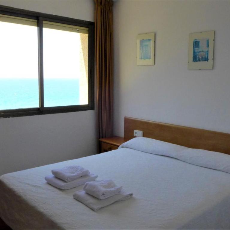 Cala Llenguadets - Three-Bedroom Apartment - 7