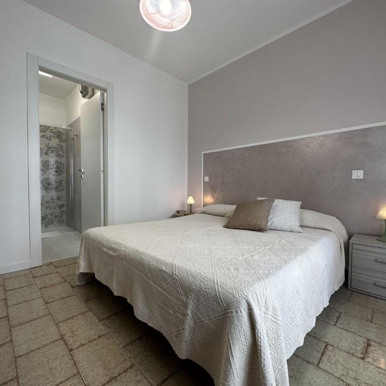 Residence Las Vegas - Appartamento con 2 Camere da Letto - 2