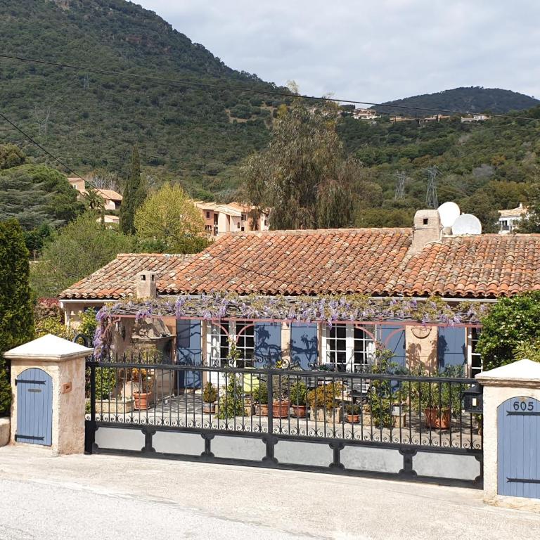 Maison Provencale - Appartamento con 2 Camere da Letto - 34