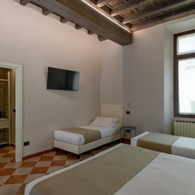 Ca' Tazzoli, MantegnaHotels - Camera Quadrupla - 1