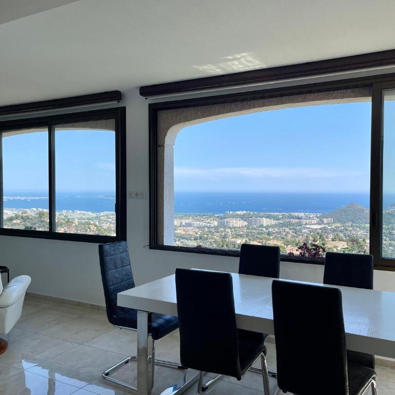 Vue Mer exceptionnelle au Grand Duc - Calme - Clim - garage - Apartment mit 2 Schlafzimmern - 2